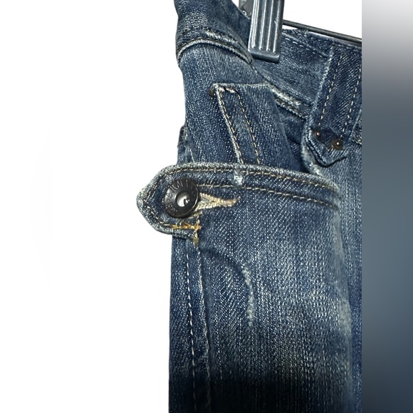 Y2K Fit Armani Exchange Distressed Straight Leg Denim W/Pocket Detail 8 Short - Picture 5 of 15